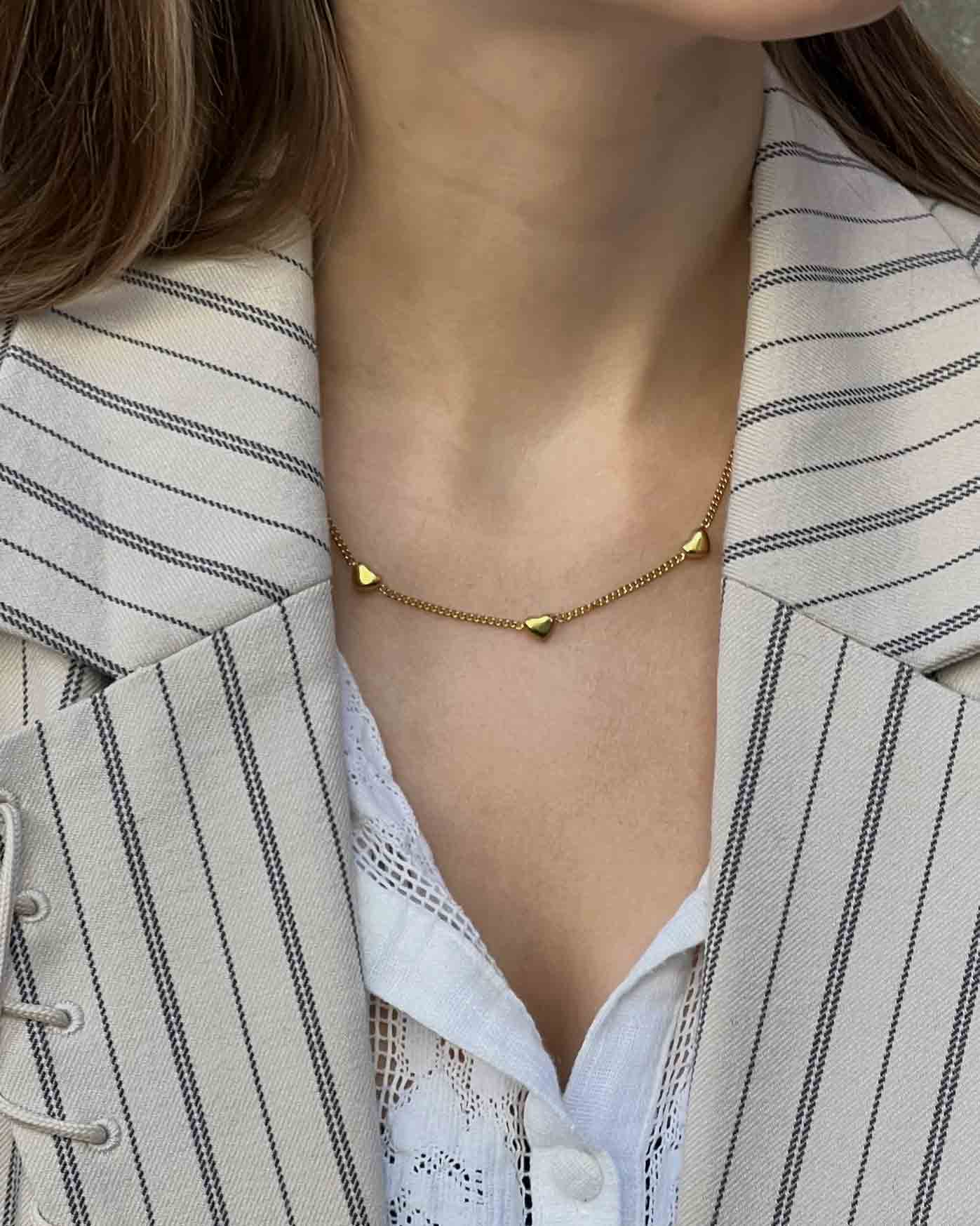 COLLAR LOVE