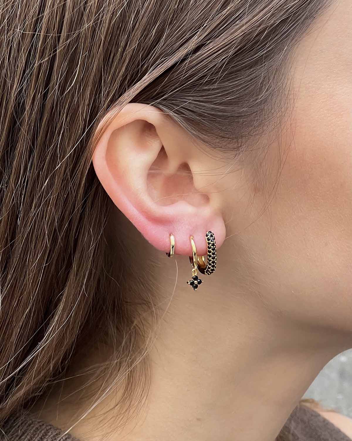 PENDIENTES SQUARE ZIRCON BLACK